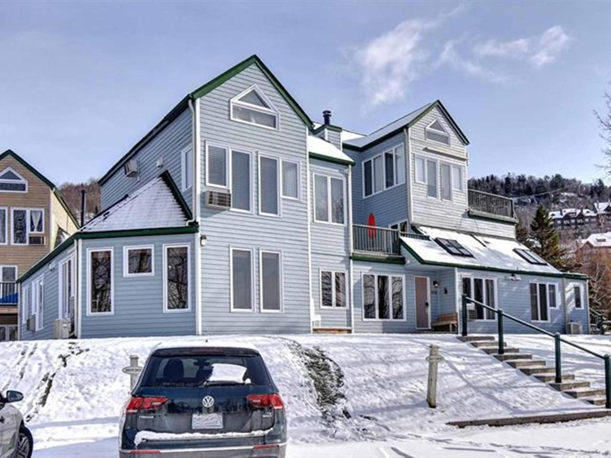 Bright Near The Lake By Globalstay Apartment Mont-Tremblant